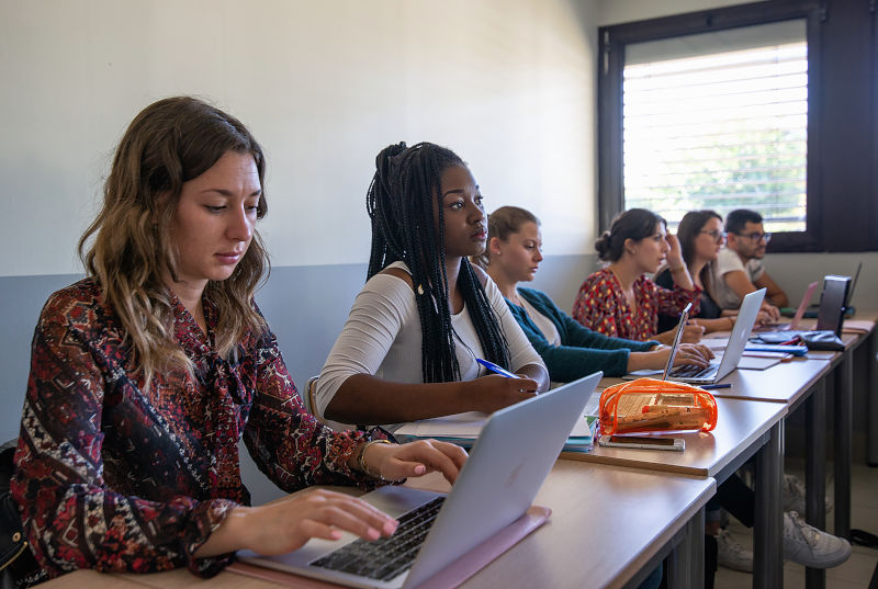 Étudiants Isema en cours